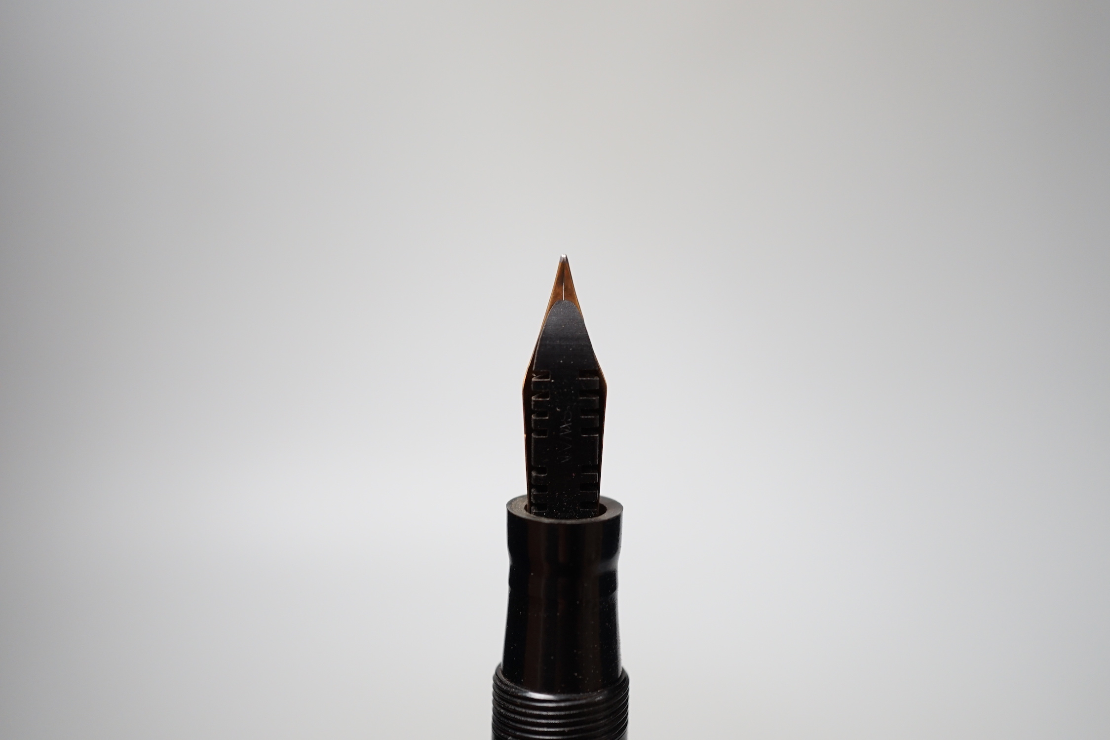 A quantity of fountain pens, including seven Swan